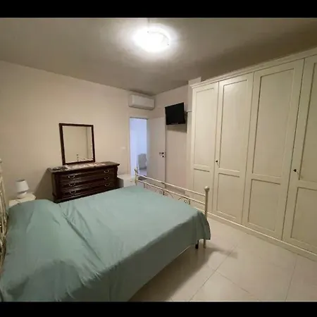 Casa Vacanze Leo *